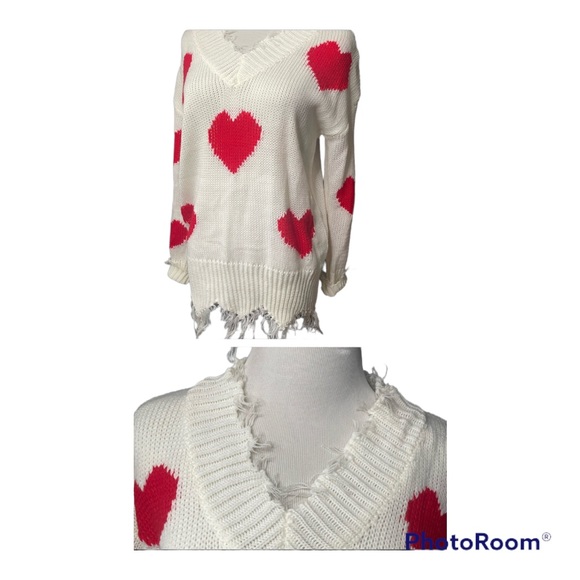 SHEIN Sweaters - ❤️ SHEIN distressed oversized heart sweater size small